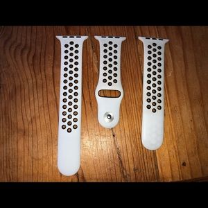 42 ml White Nike Apple Band